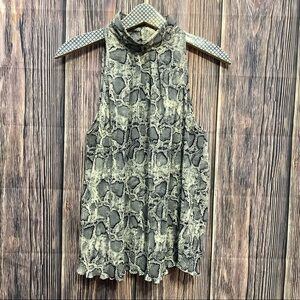SEN | snakeskin high neck sleeveless blouse